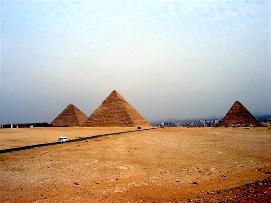 Piramidy i inne zabytki starożytnego Egiptu - 161253.jpg