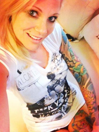 Piękne kobiety z tatuażem - tattoo_girls_24.jpg